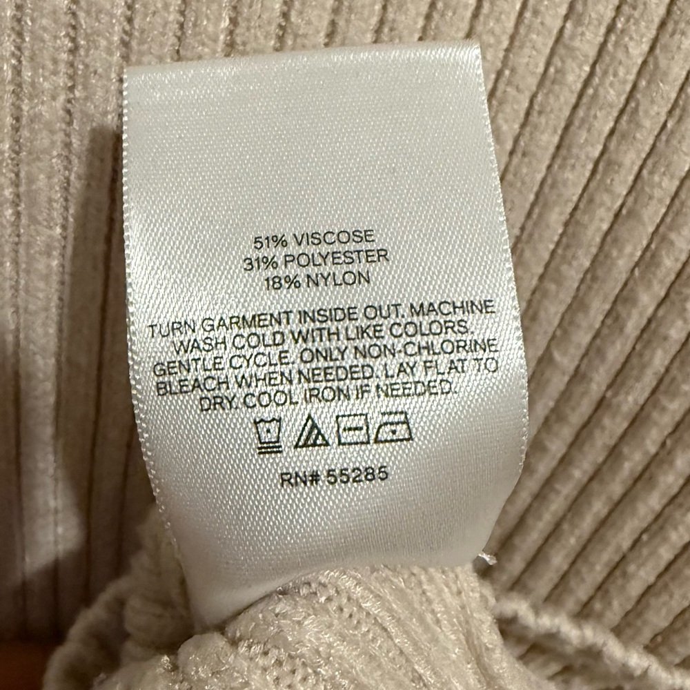 Cropped Express Cream Ribbed Knit Sweater - Picture 4 of 8